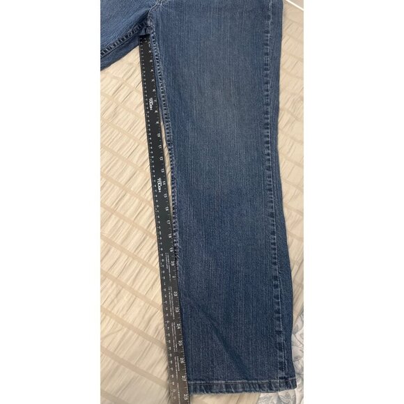 Cabelas Womens Dark Denim Straight Leg Jeans Size 16 Short - Picture 6 of 12
